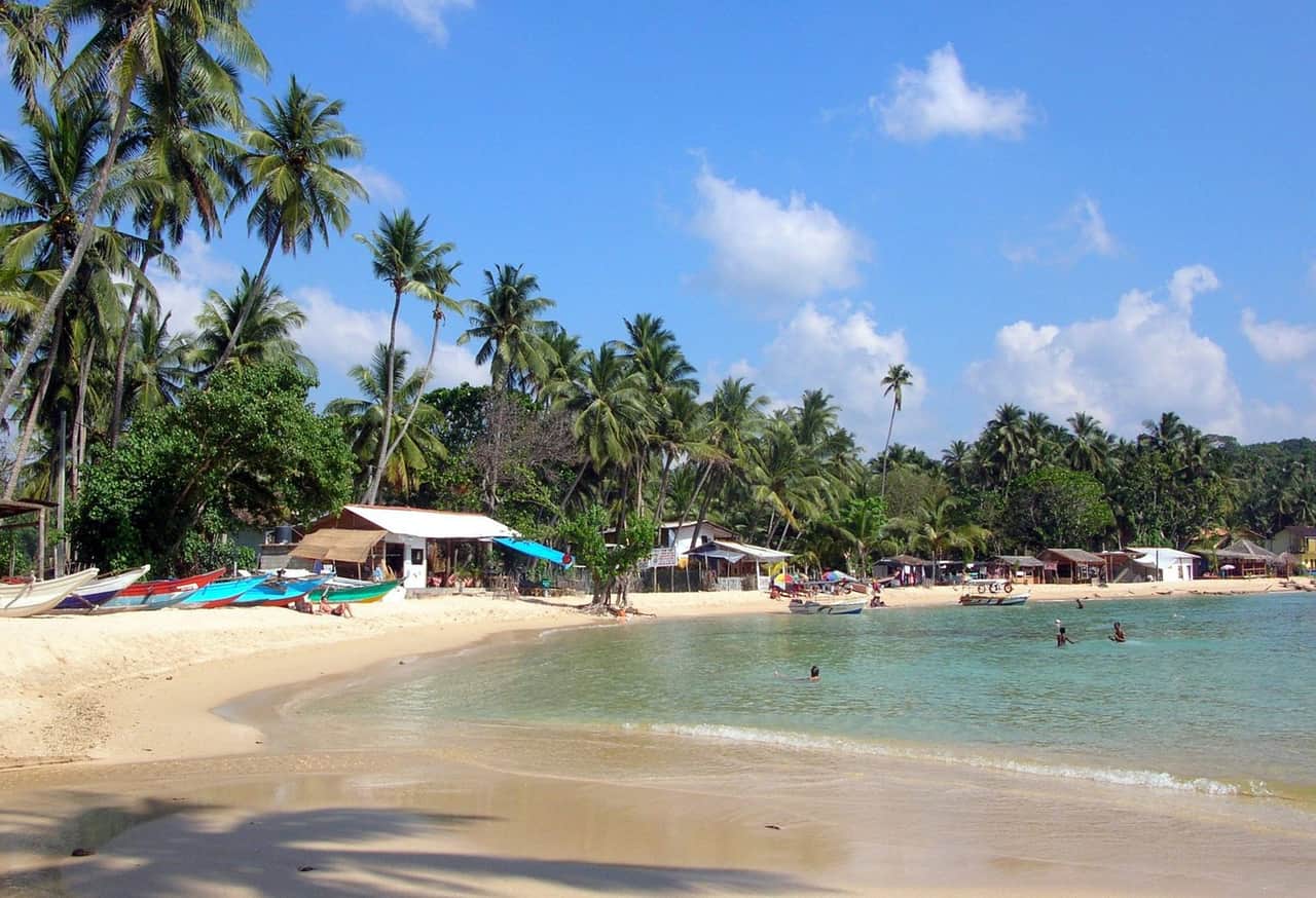 Sri Lanka Driving Licence at Colombo Airport (UK Guide)